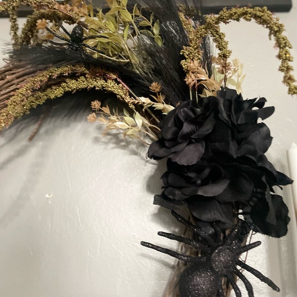 Halloween wreath - Picture 3 of 3